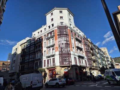 Oficina en alquiler en Bilbao, Ensanche-henao, con baño