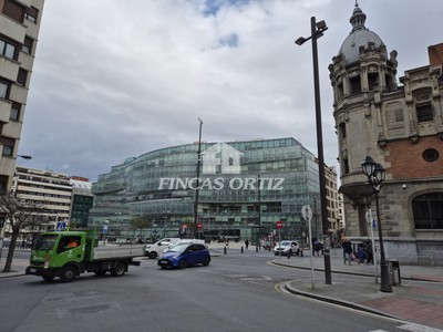 Local comercial en venta en Bilbao, Indautxu-plaza Bizkaia, con aseo