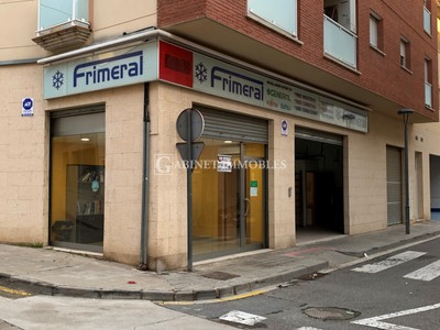 Locales en venta en Riudoms, Centre, con baño