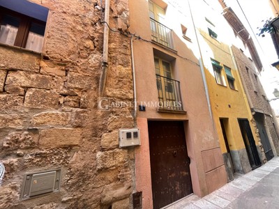 Casa en venta en Montblanc, Centre, con 3 dormitorios, baño y balcón
