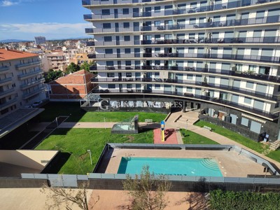 Apartamento en venta en Ampolla, Centre, con 2 dormitorios, baño, 2 plazas de garaje, trastero y terraza