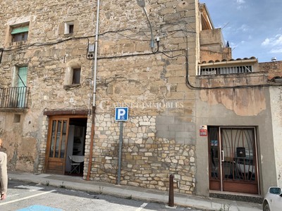 Casa en venta en Santa Coloma De Queralt, con 5 dormitorios y baño