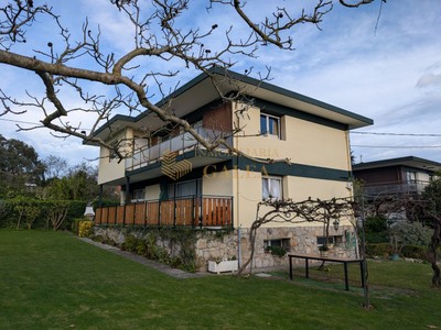 Chalet en venta en Getxo, Sta.mªdegetxo, con 5 dormitorios, 3 baños, 2 plazas de garaje, trastero, 2 terrazas y terreno