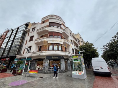 Piso en venta en Getxo, Telletxe, con 2 dormitorios, baño y trastero
