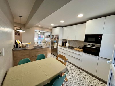 Piso en venta en Getxo, Bidezabal, con 3 dormitorios, 2 baños, plaza de garaje y terraza