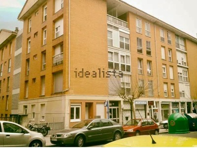 Piso en venta en Getxo, Euskalherria, con 3 dormitorios, baño y trastero