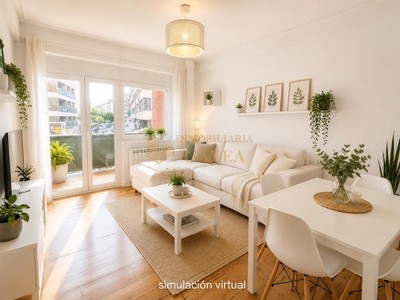 Piso en venta en Getxo, Amezti, con 3 dormitorios, baño, aseo y terraza
