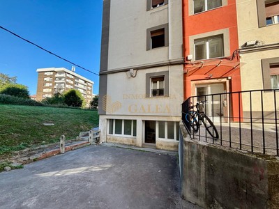 Vivienda y local