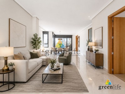 Chalet pareado en venta en San Lorenzo De El Escorial, con 4 dormitorios, 4 baños, plaza de garaje y terreno