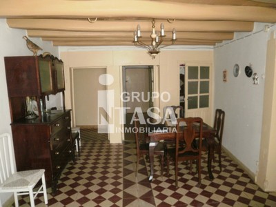 Casa en venta en Zamora, Cazurra, con 5 dormitorios, baño y trastero