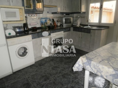 Casa en venta en Zamora, Moraleja Del Vino, con 3 dormitorios, baño y plaza de garaje