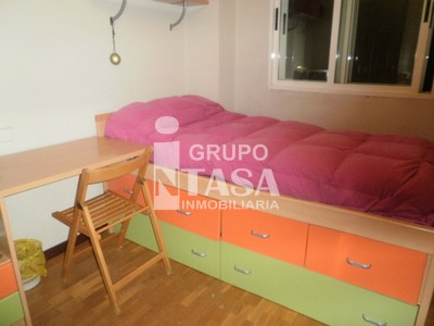 Duplex en venta en Zamora, San Jose Obrero, con 3 dormitorios, 2 baños, plaza de garaje y 2 terrazas