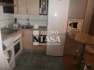 Apartamento en venta en Zamora, Puerta Nueva, con 2 dormitorios, baño, plaza de garaje, trastero y terraza
