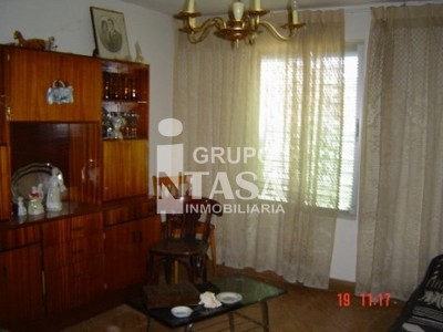 Casa en venta en Zamora, Olivares, con 4 dormitorios y 2 baños