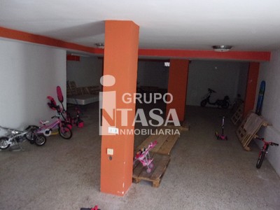 Locales en venta en Zamora, con baño