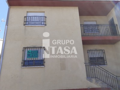 Casa en venta en Zamora, Losacio, con 5 dormitorios y 2 baños