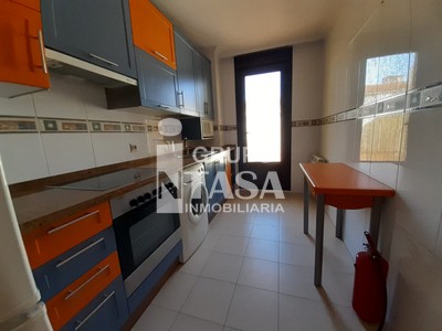 Piso en venta en Zamora, Olivares, con 1 dormitorio, baño, plaza de garaje, trastero y terraza