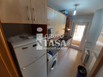 Piso en venta en Zamora, San Frontis, con 2 dormitorios, baño, aseo, plaza de garaje, trastero y balcón
