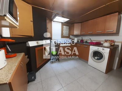 Casa en venta en Zamora, La Hiniesta, con 5 dormitorios, baño, aseo y plaza de garaje