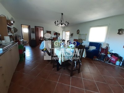 Finca en venta en Zamora, Coreses, con 1 dormitorio, baño y plaza de garaje