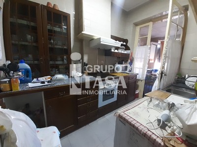 Piso en venta en Zamora, Zona Centro, con 5 dormitorios, baño y aseo