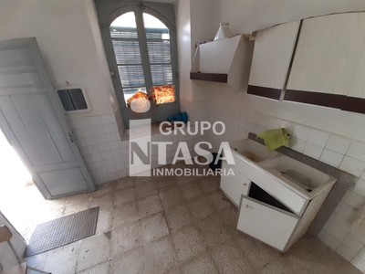 Casa en venta en Zamora, Casco Antiguo, con 3 dormitorios y aseo