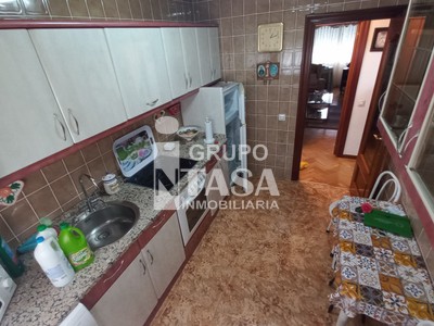Piso en venta en Zamora, con 3 dormitorios y baño