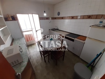 Piso en venta en Zamora, Zona Centro, con 3 dormitorios y baño