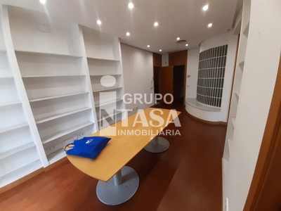 Oficina en alquiler en Zamora, Zona Centro, con aseo