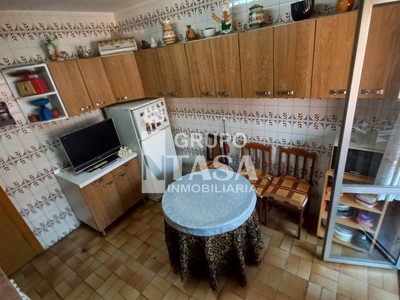 Ático en venta en Zamora, con 3 dormitorios, baño y plaza de garaje
