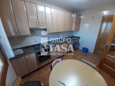Casa en venta en Fermoselle, Zona Centro, con 4 dormitorios y 2 baños