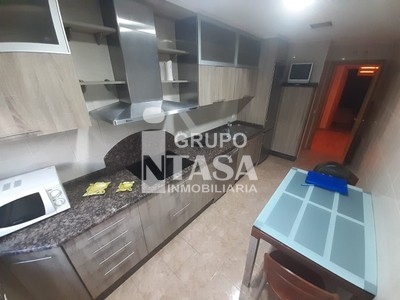 Piso en venta en Zamora, Pinilla, con 3 dormitorios, 2 baños, 2 plazas de garaje y trastero