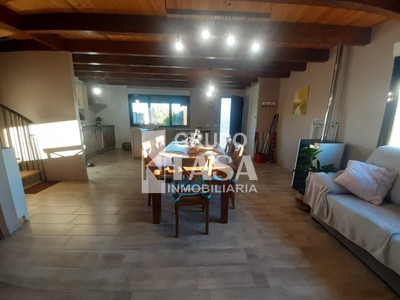 Finca en venta en Coreses, Zona Centro, con 2 dormitorios, baño y aseo