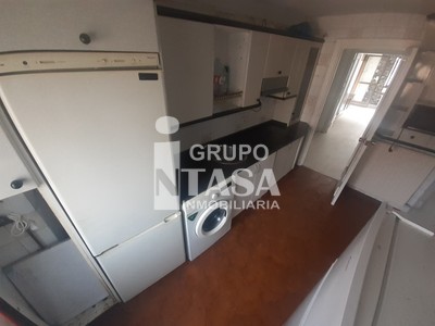 Piso en venta en Zamora, Candelaria, con 4 dormitorios, 2 baños y plaza de garaje