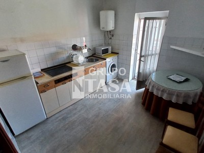 Piso en venta en Zamora, Pinilla, con 2 dormitorios, baño y balcón