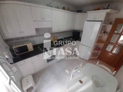 Piso en venta en Zamora, Zona Centro, con 4 dormitorios y baño