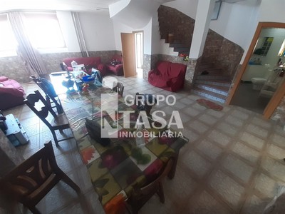 Casa en venta en Peñausende, Zona Centro, con 7 dormitorios y 3 baños