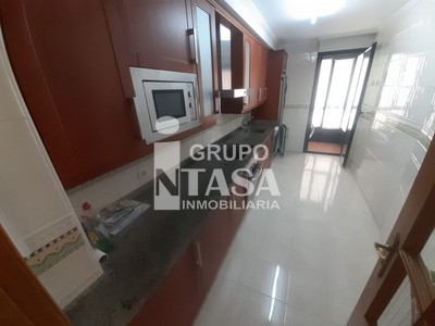 Piso en alquiler en Zamora, Zona Centro, con 3 dormitorios y 2 baños
