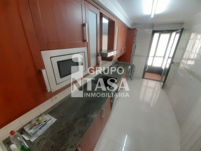 Piso en alquiler en Zamora, Zona Centro, con 3 dormitorios y 2 baños