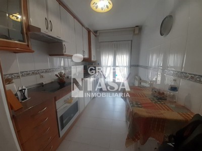 Piso en venta en Zamora, Zamora, con 3 dormitorios y baño