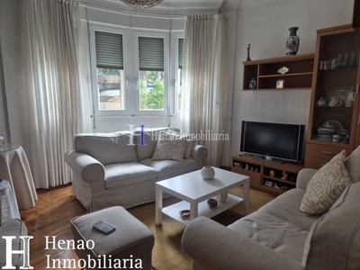 Piso en venta en Bilbao, Campo Volantin, con 3 dormitorios, baño y balcón