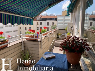 Piso en venta en Bilbao, Ensanche, con 2 dormitorios, 2 baños, plaza de garaje y terraza