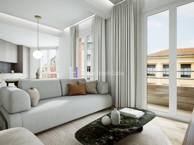 Piso en venta en Bilbao, Indautxu, con 3 dormitorios, 2 baños y terraza