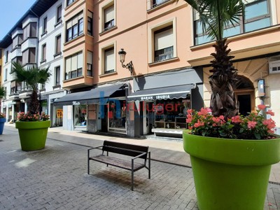 Lonja en venta en Gernika, Centro, con aseo