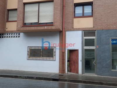 Lonja en venta en Gernika, Renteria, con baño
