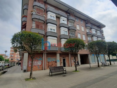 Lonja en venta en Gernika, Juan Calzada