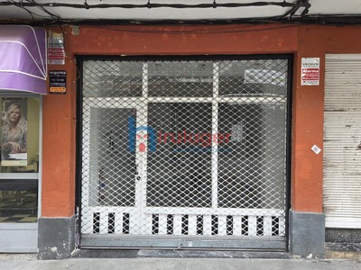 Lonja en alquiler en Gernika-lumo, Centro, con aseo