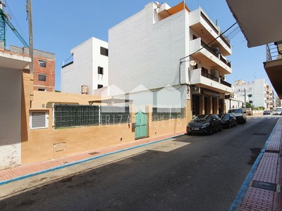 Terreno urbano en venta en Santa Eulalia Del Rio, Casco Urbano