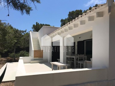 Villa en venta en Formentera, Sant Ferran De Ses Roques, con 4 dormitorios, 3 baños, trastero, 4 terrazas y terreno