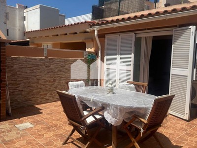 Planta baja en venta en Sant Jordi De Ses Salines, Playa Den Bossa, con 3 dormitorios, 2 baños, 2 plazas de garaje y 2 terrazas
